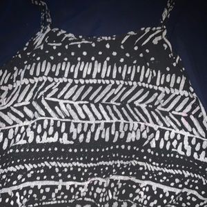 Super adorable patterned crop top